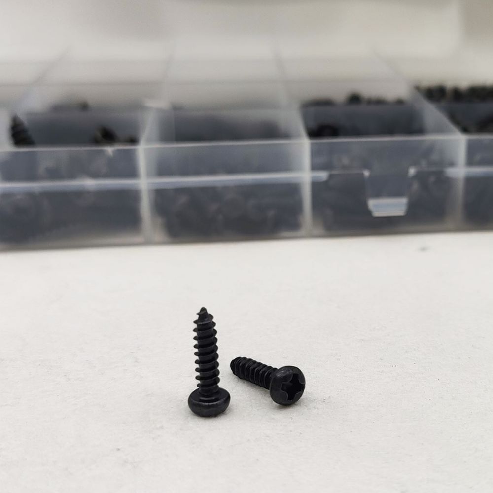 黒色炭素鋼製、皿頭、十字穴付き、自己タッピングねじ、電子機器 - Electronics Repair Hobby のレビューと価格