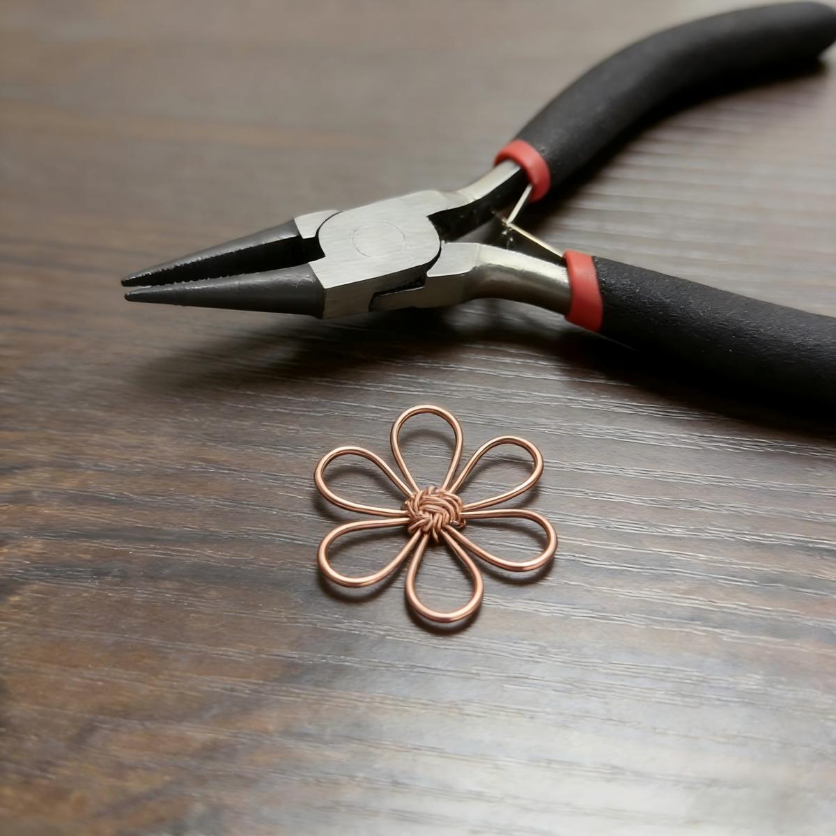 プロ仕様のミニロングノーズプライヤー、スプリング式、滑り止め - Electronics Repair Hobby のレビューと価格